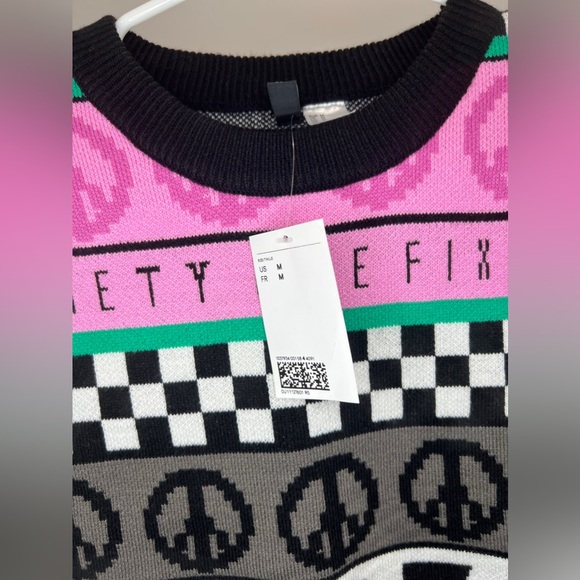 NEW Trendy Sweater Vest sz M - Picture 2 of 3